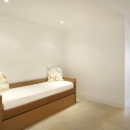 Golden Club Aparthotel