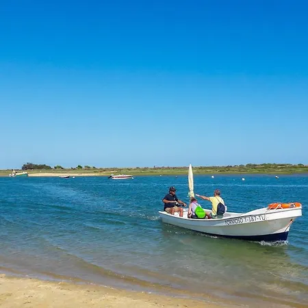 Aparthotel Golden Club 3*