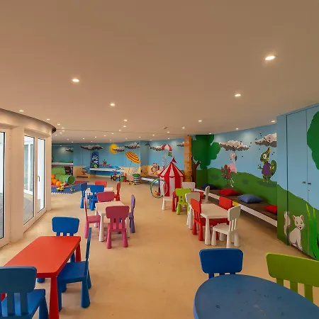 Aparthotel Golden Club