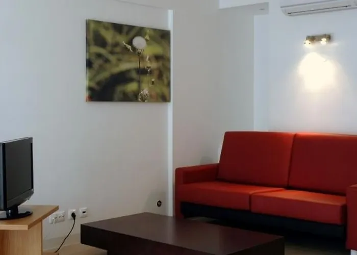 Aparthotel Golden Club 3*