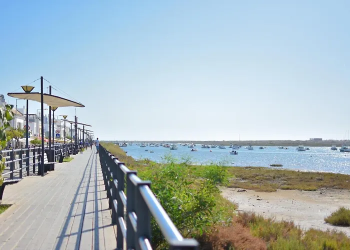 Golden Club 公寓式酒店