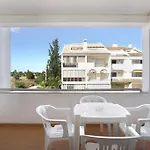 Hotel apartamentowy Golden Club 3*